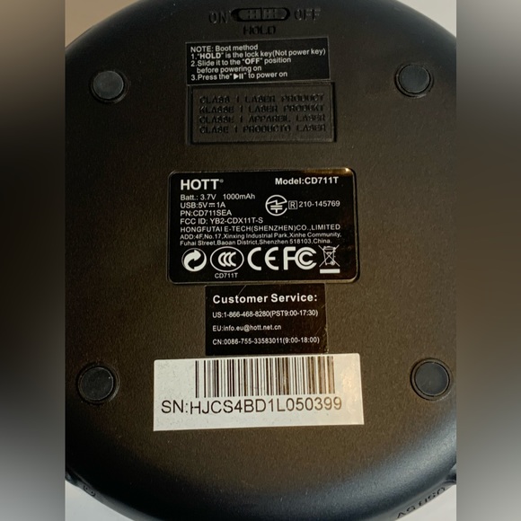 HOTT CD711T - Black - Portable Bluetooth CD PlayeR - Picture 5 of 6